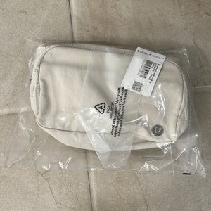 White lulu belt bag